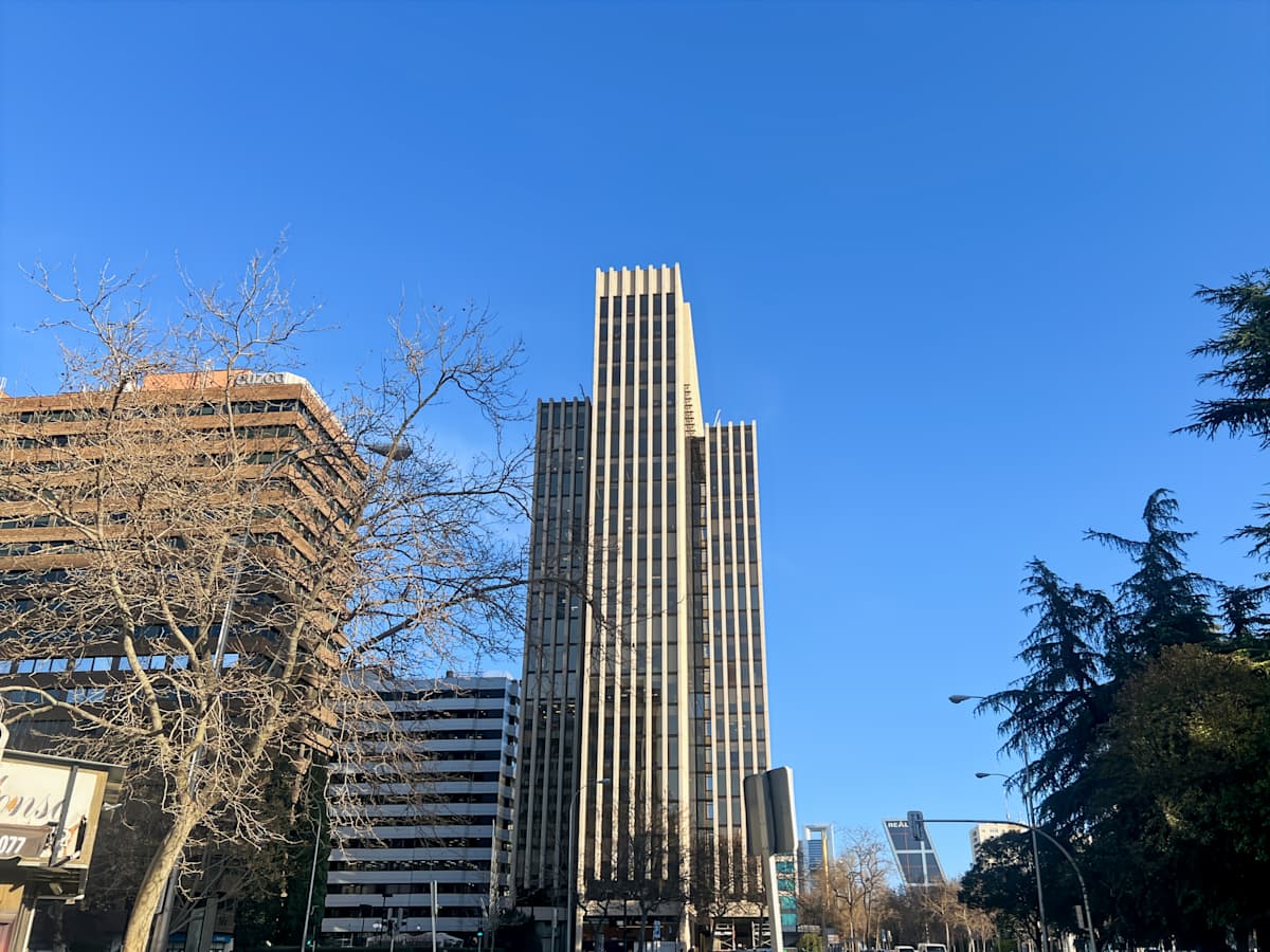 Financial District, Cuzco IV, Paseo de Castellana 141 - Regus
