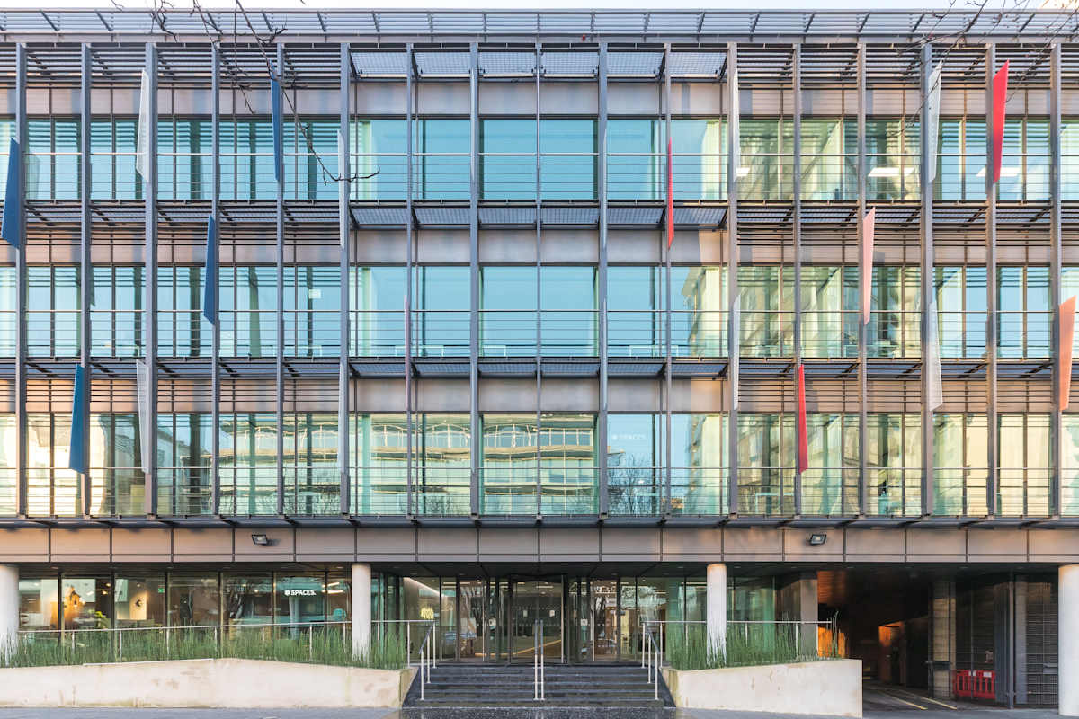71-75 Uxbridge Road - Spaces