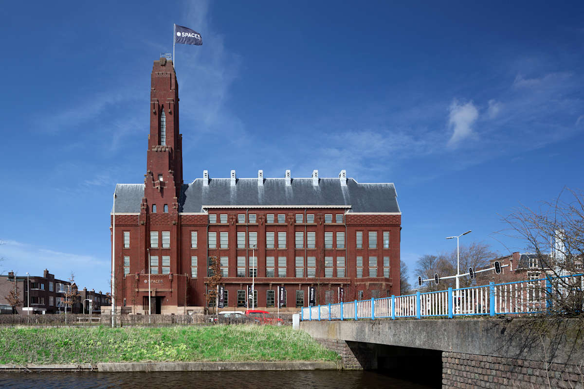 Zuid Hollandlaan 7 - Spaces