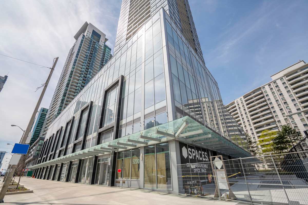 5200 Yonge Street - Spaces