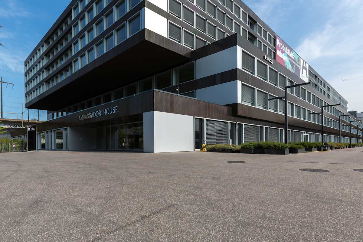 101 Thurgauerstrasse - Spaces