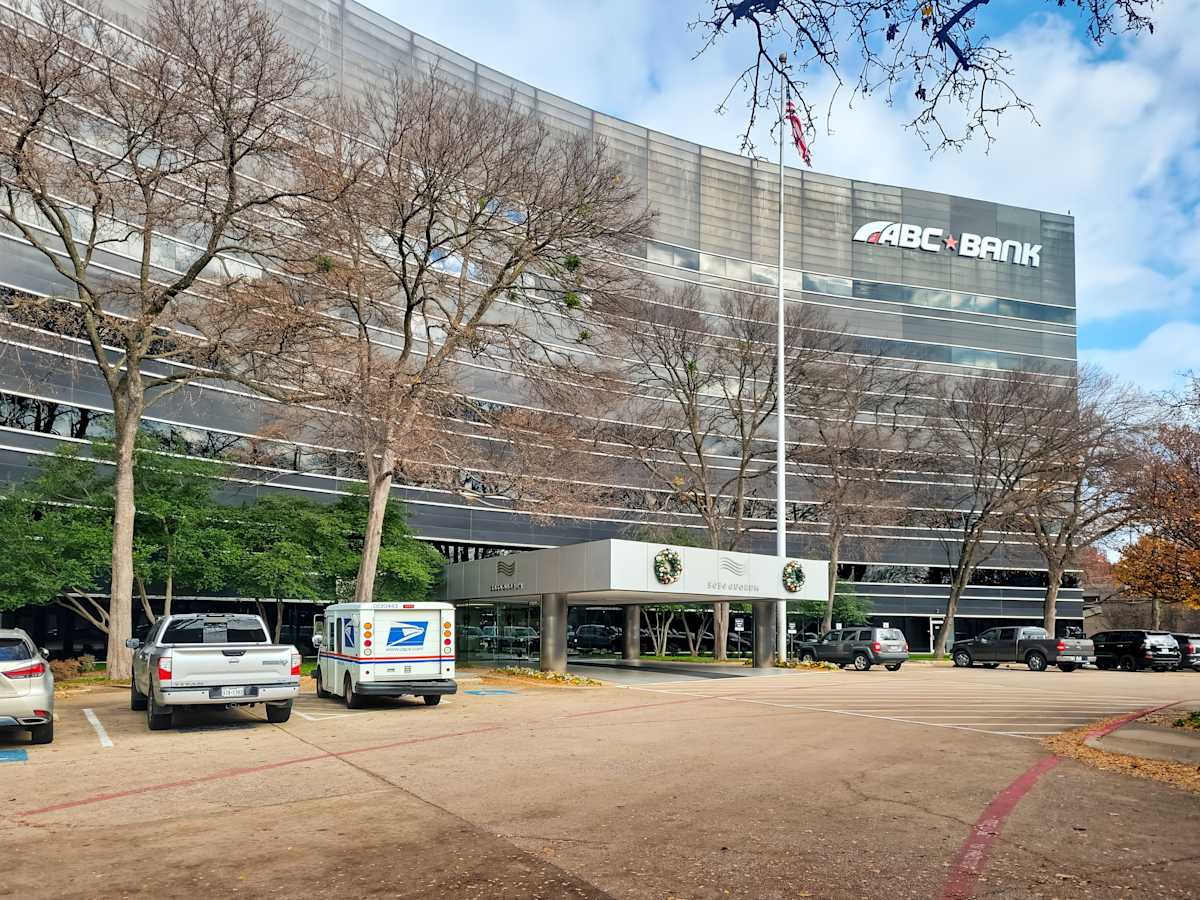 5050 Quorum Drive