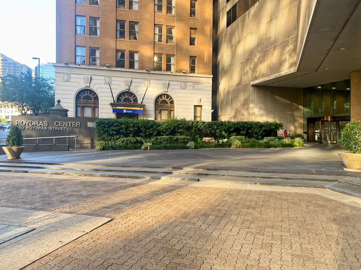 650 Poydras Street