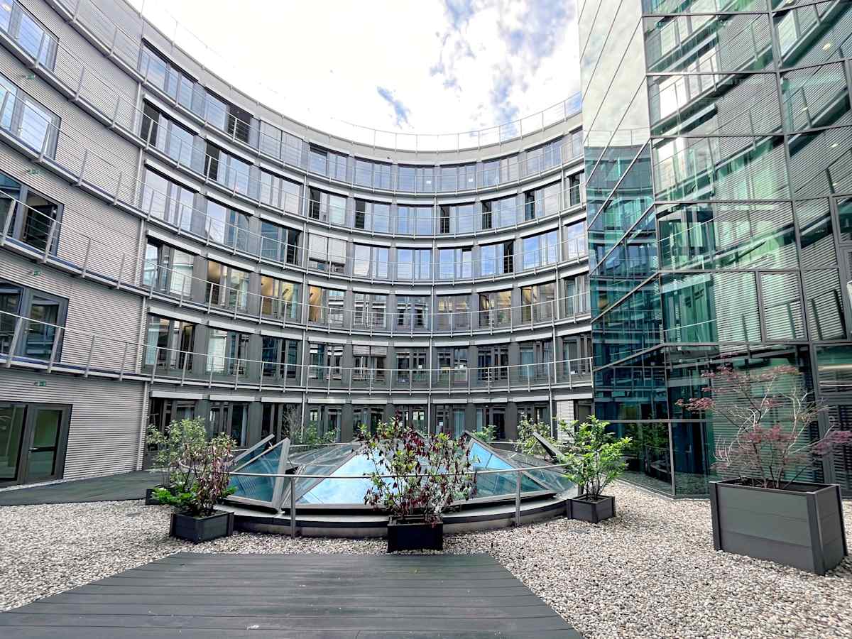 Dingolfinger Strasse 15 - Regus