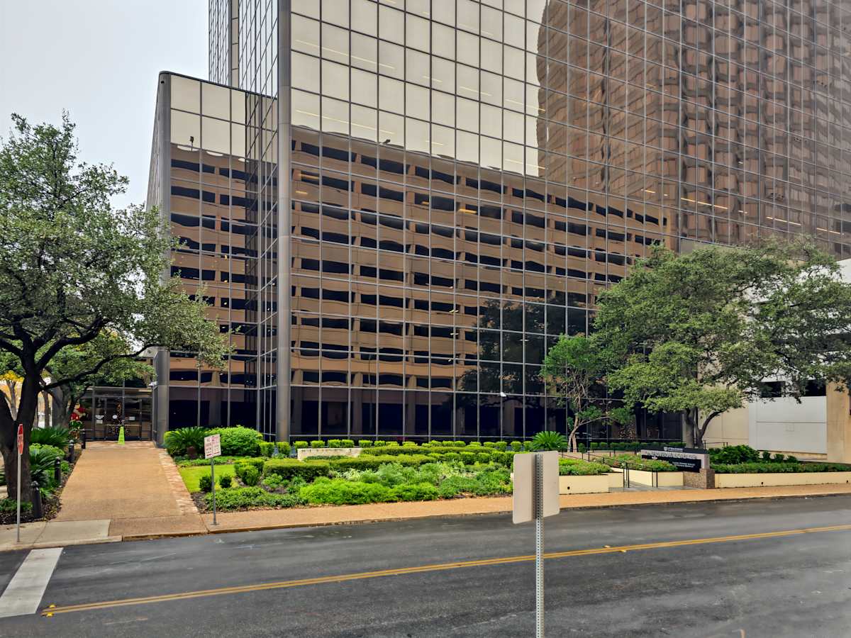 700 N St. Marys St