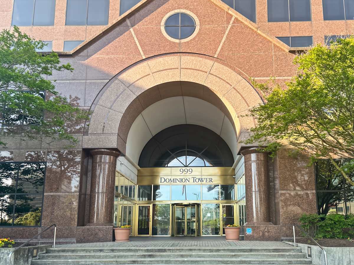 999 Waterside Drive