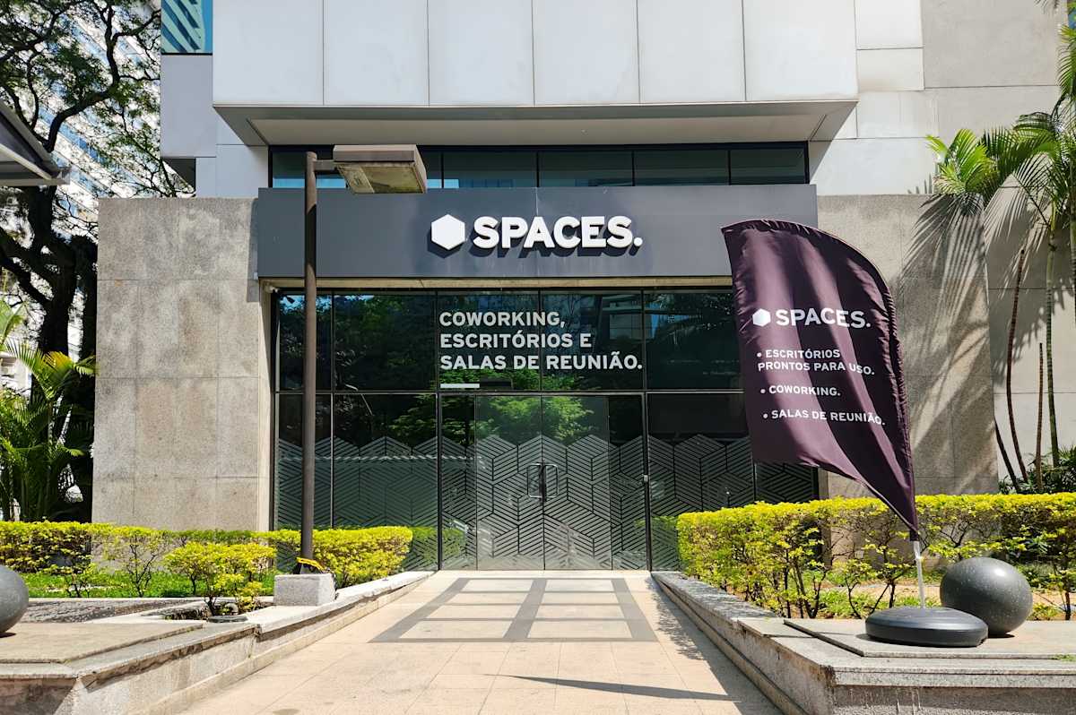 Ground Floor, Mezzanine, 1st, 2nd, 5th, 6th Floors, Victoria Plaza Building, 200 Santos Street, Bela Vista - Regus