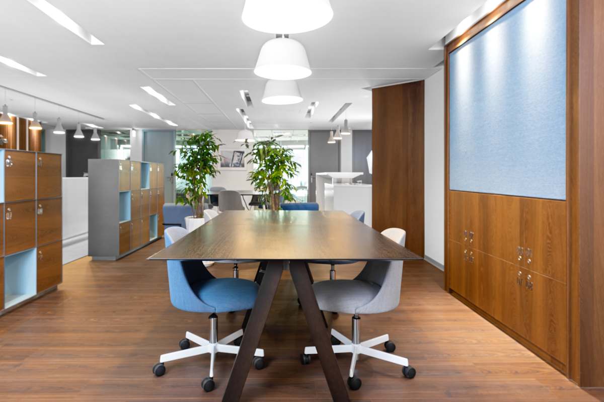 23F, No.218, Wenxin Road, Nantun District - Regus