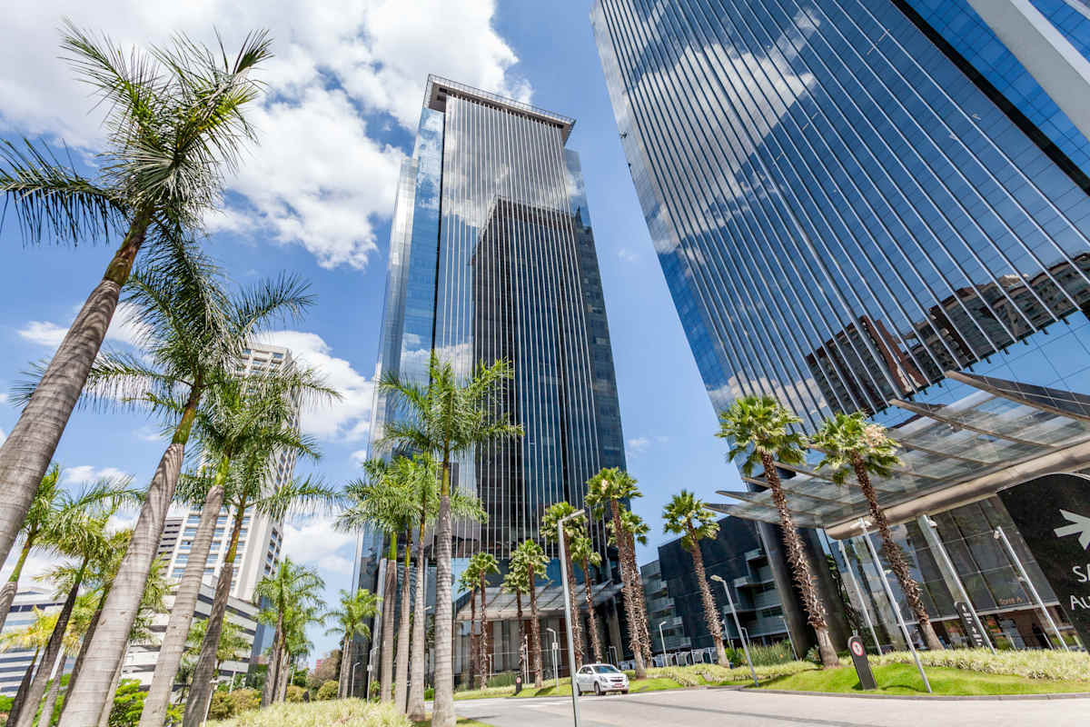 105 Tower B, Arquiteto Olavo Redig de Campos Street - Regus
