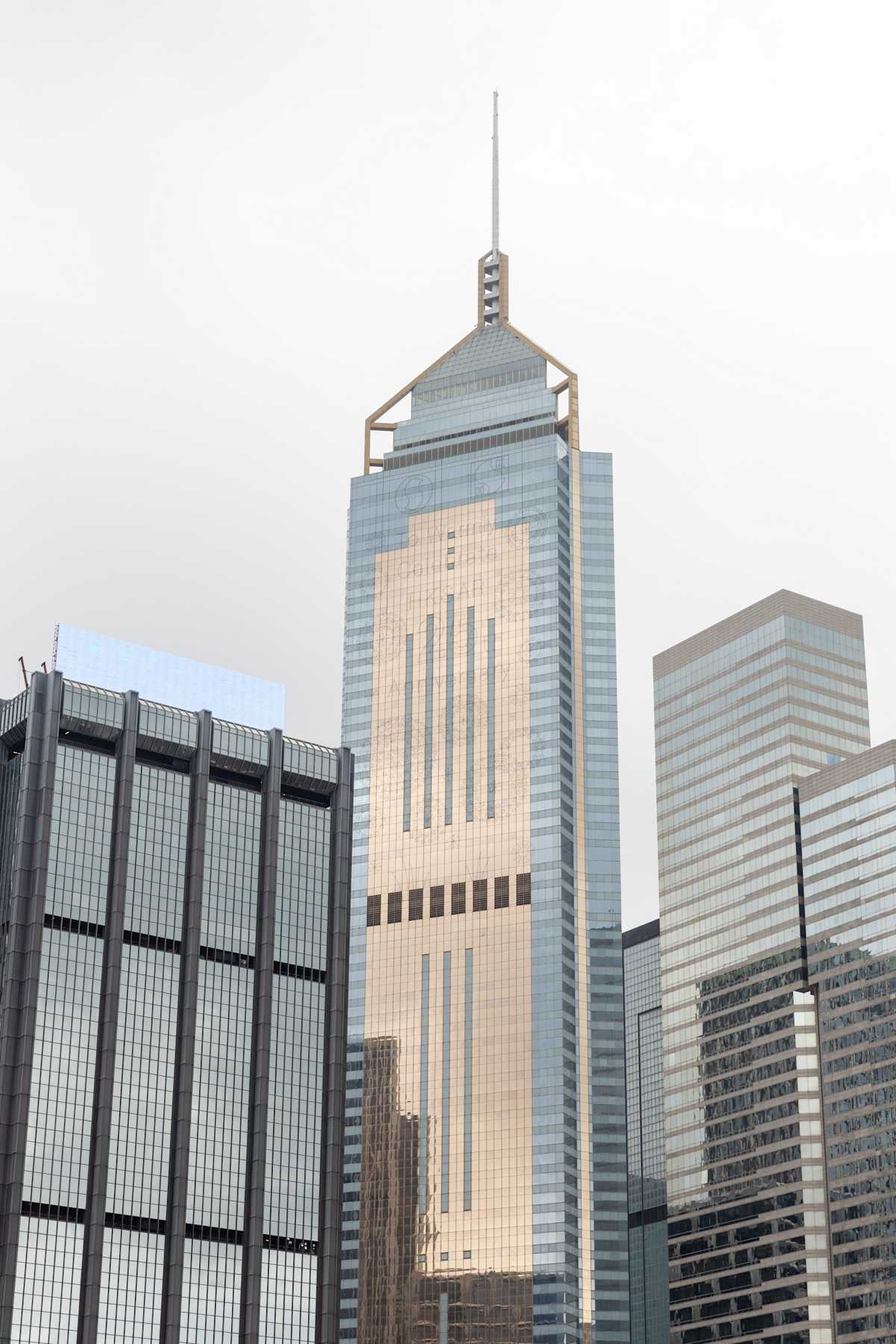 Room 3208, 32/F, Central Plaza, 18 Harbour Road