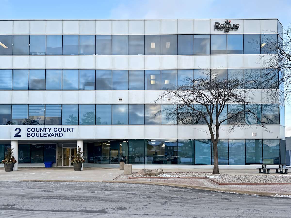 Suite 400, 2 County Court Blvd - Regus