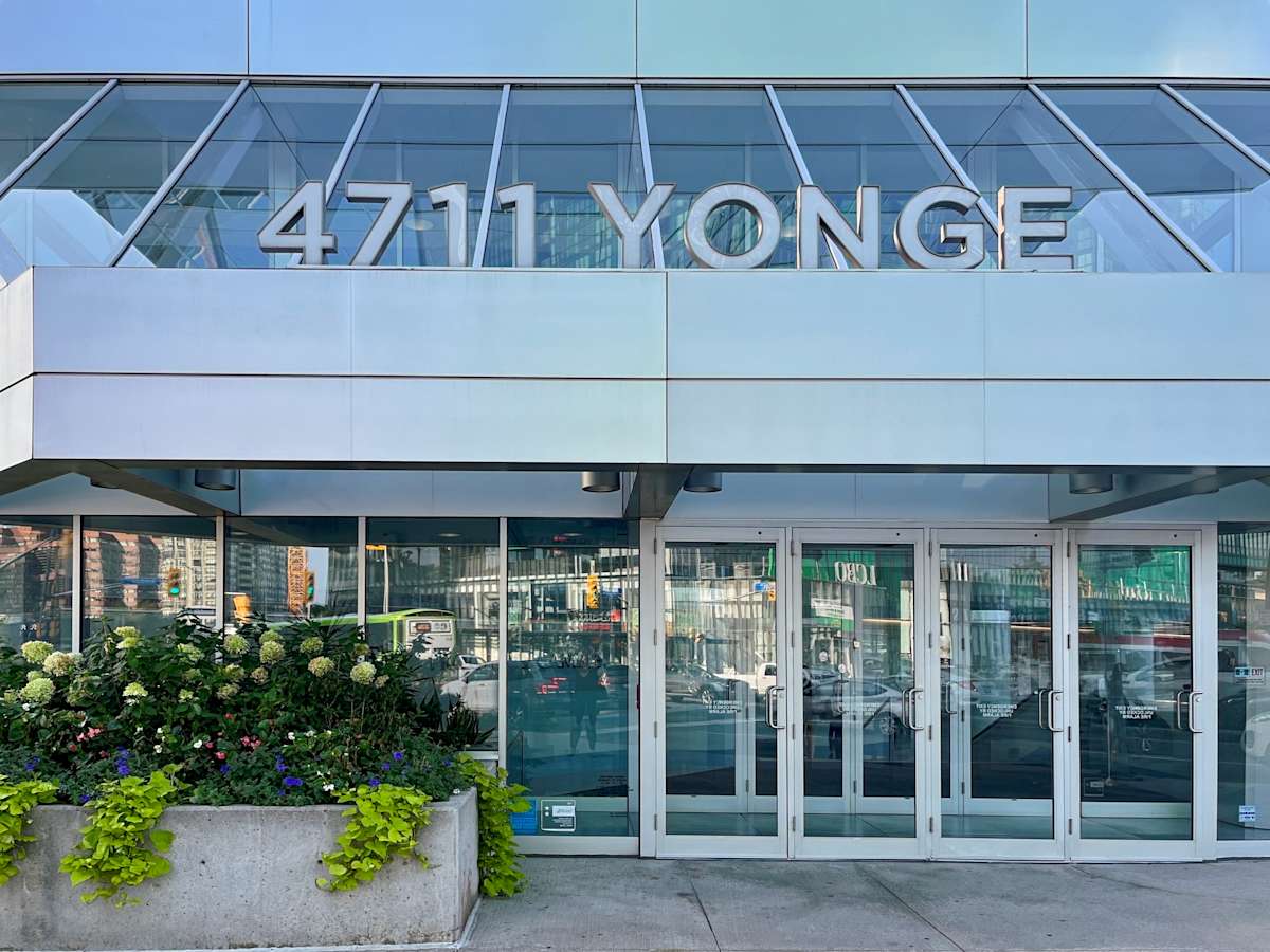 Suite 1000, Yonge and Sheppard, 4711 Yonge Street - Regus