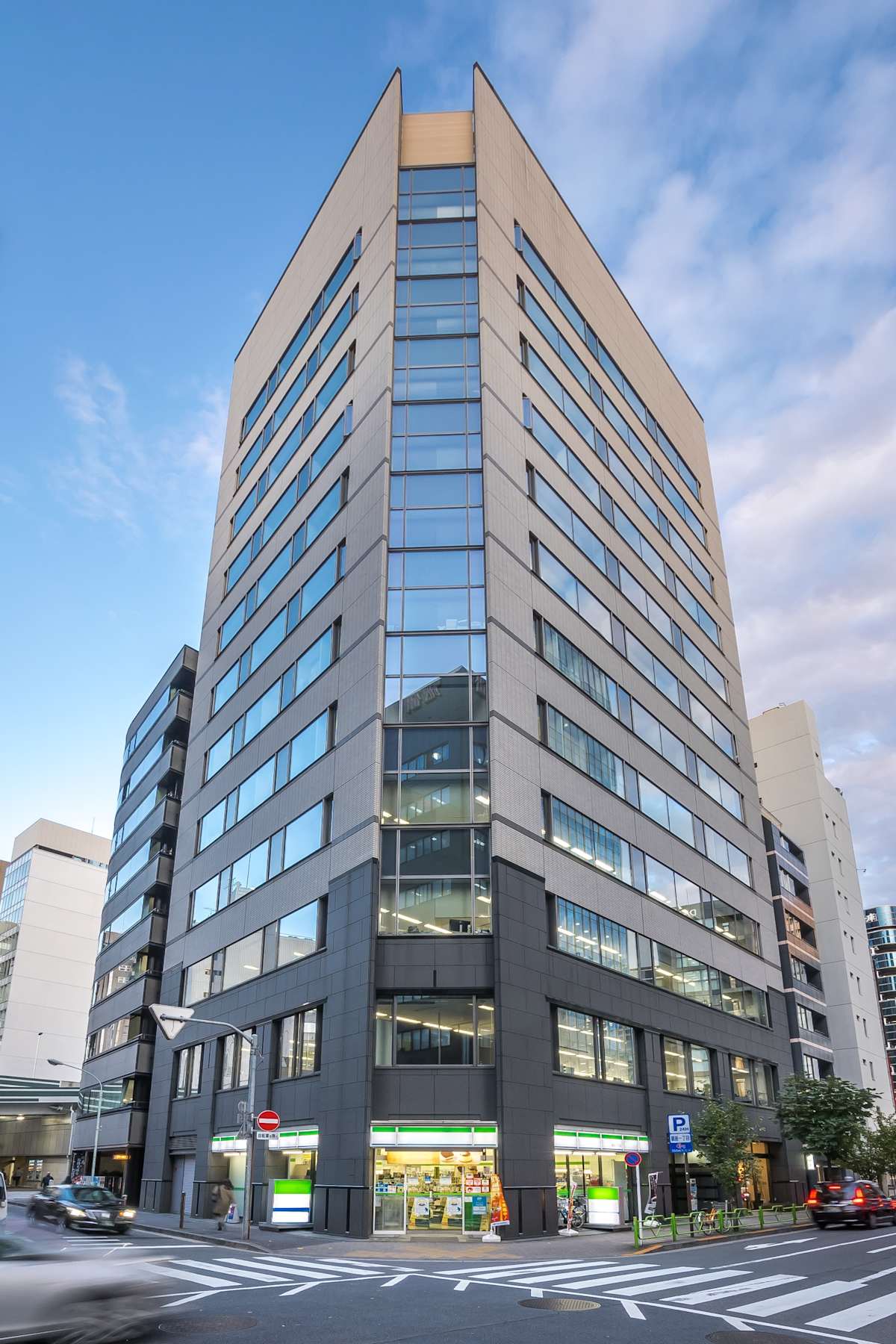 Daiei Ginza Building, 5F/6F, 1-16-7 Ginza - Regus