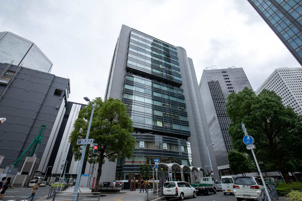 4F, Pacific Marks Nishi-Umeda 2-6-20, Umeda Kita-ku, Osaka-shi, Osaka-fu - Regus