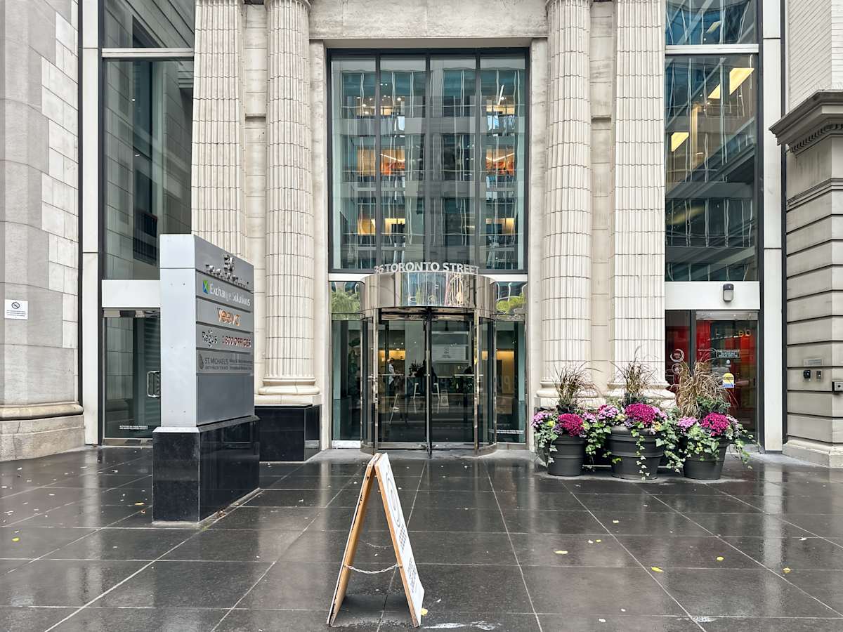 Suite 850, 36 Toronto Street - Regus