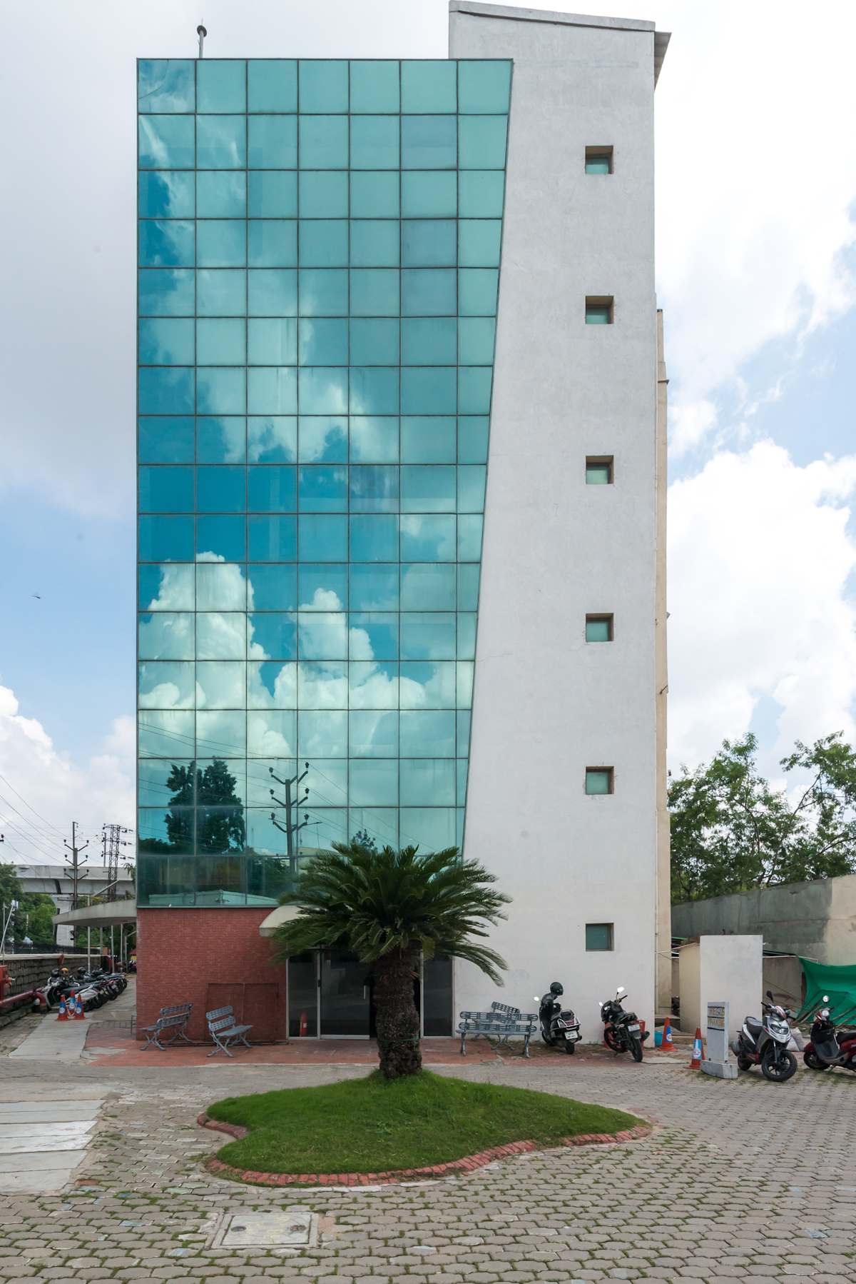 1st Floor, Phoenix Tech Tower, Plot 14/46, IDA Uppal, Ranga Reddy District, Habsiguda - Regus