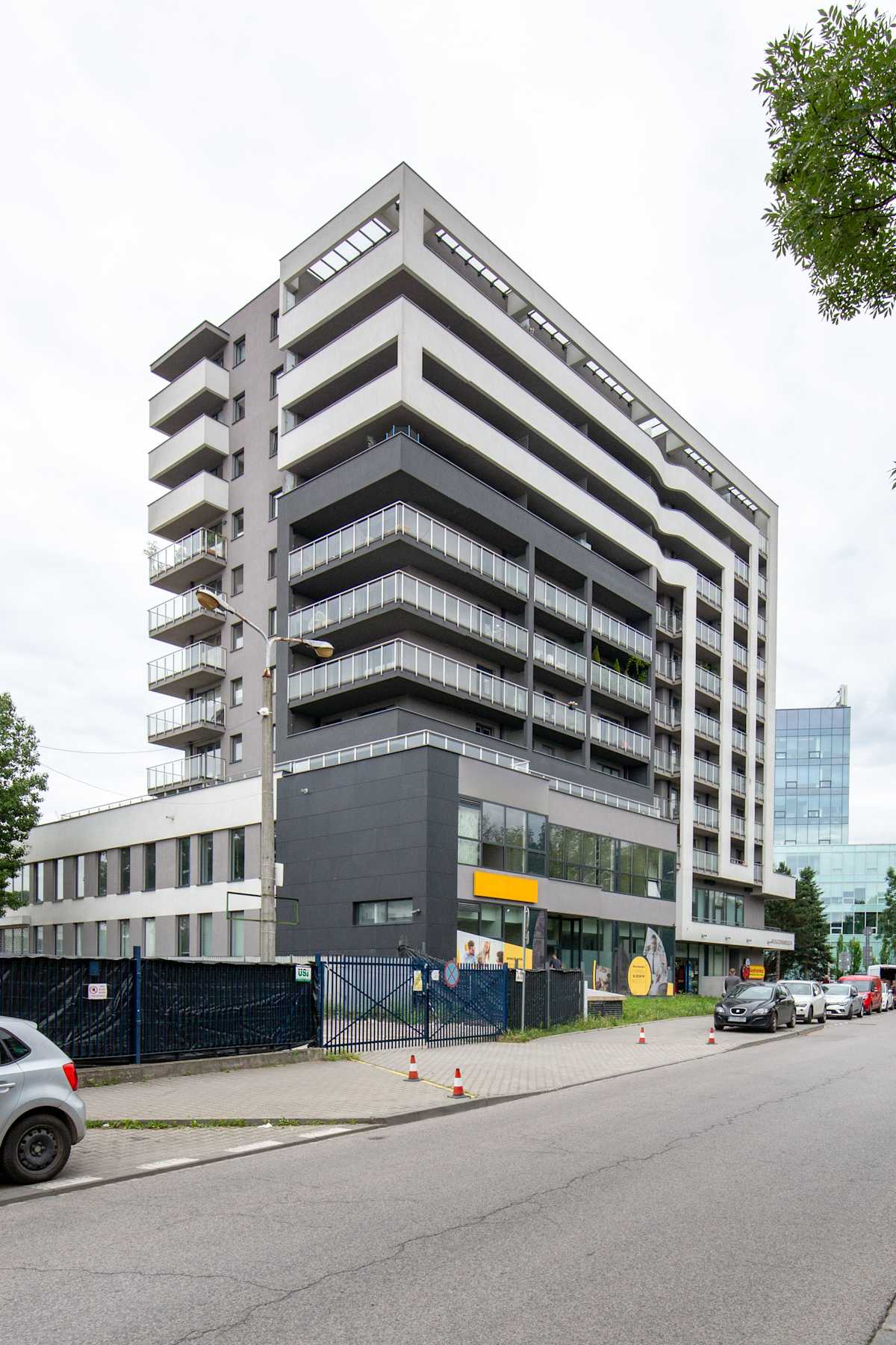1st floor, Graffit House, 6, Rogozi?skiego str. - Regus
