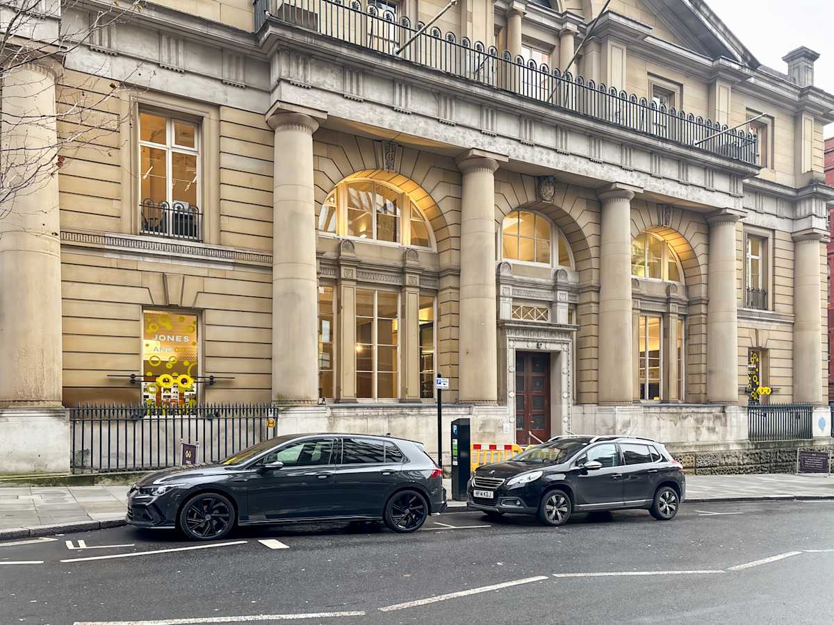 82 King Street - Regus