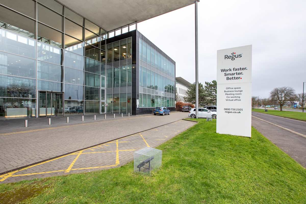 268 Bath Road - HQ
