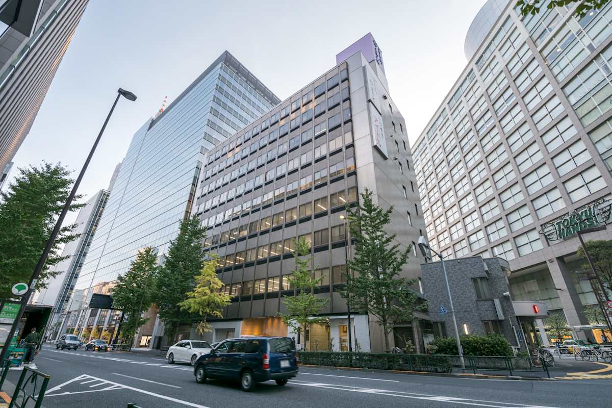 1F & 8F Shinjuku Yamato Building, 5-27-3 Sendagaya, Shibuyaku - Regus