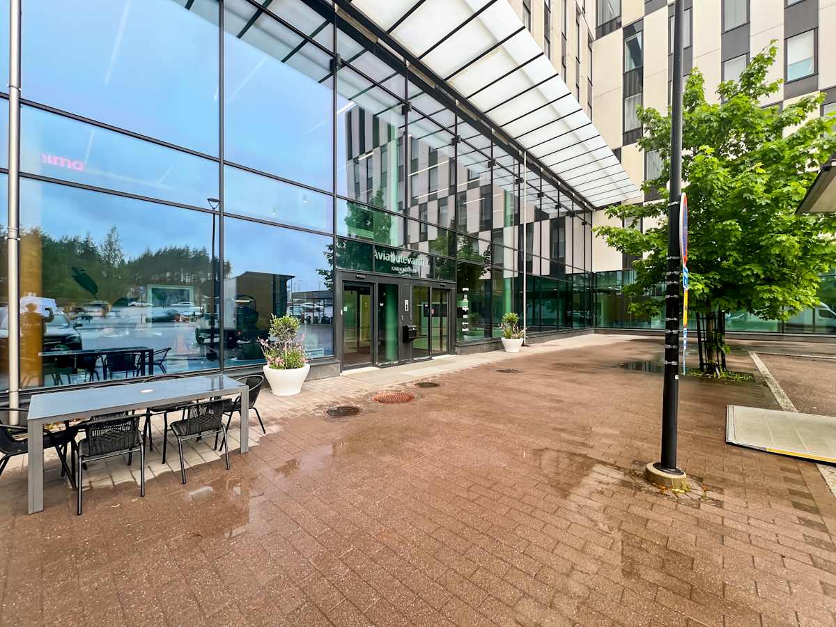 Aviabulevardi, Karhumäentie 3 - Regus