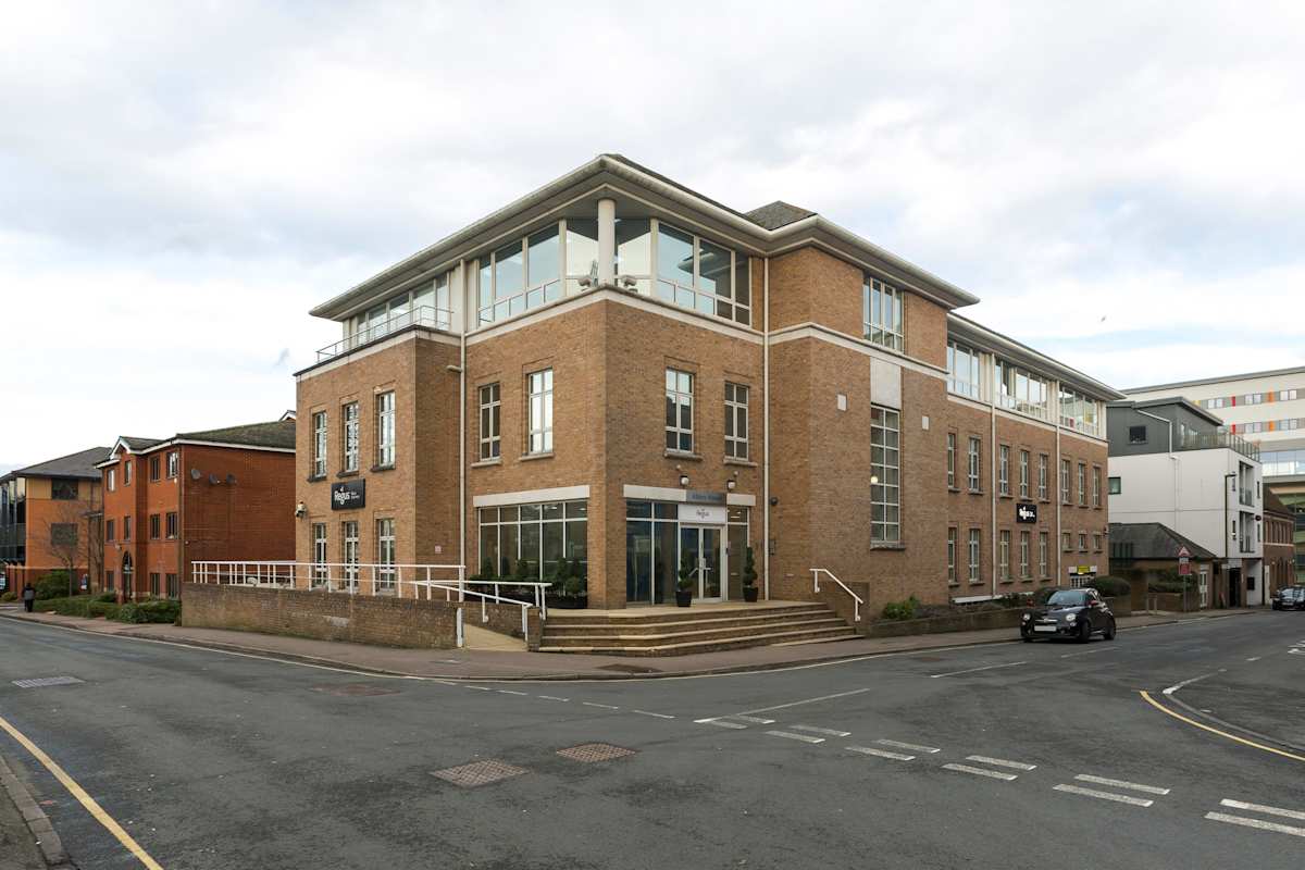 Abbey House, 25 Clarendon Road - Regus
