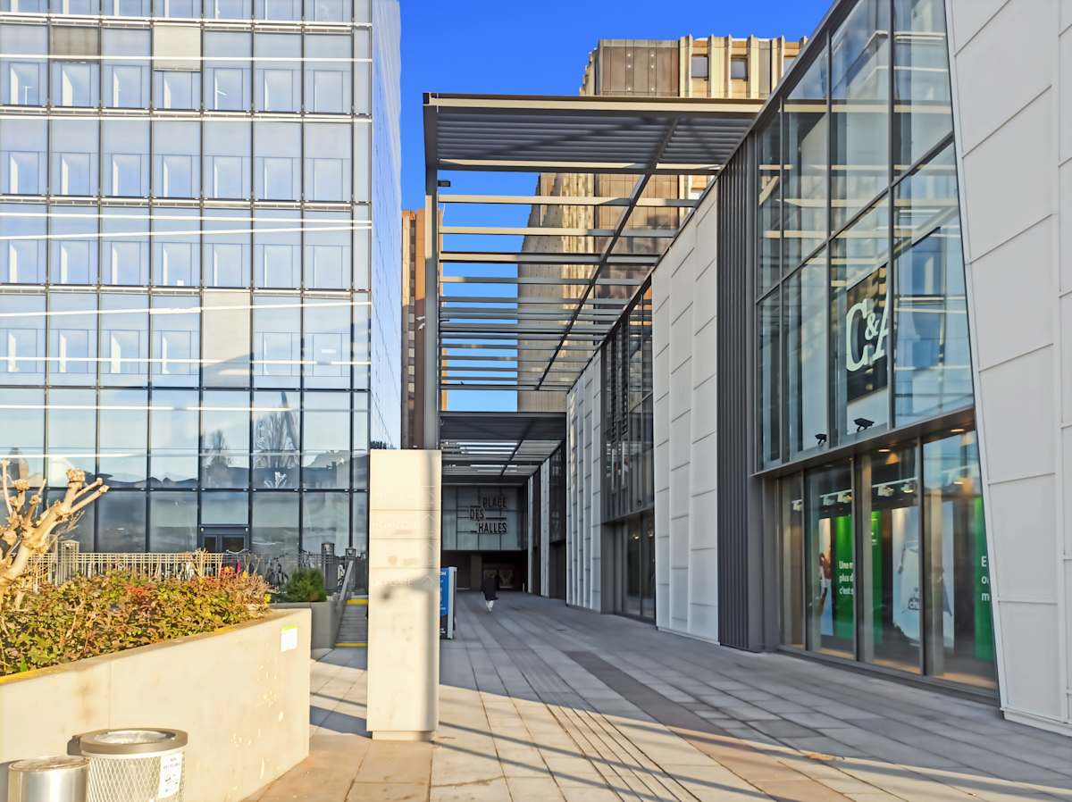 Tour Sebastopol, Place des Halles, 3 Quai Kleber - Regus