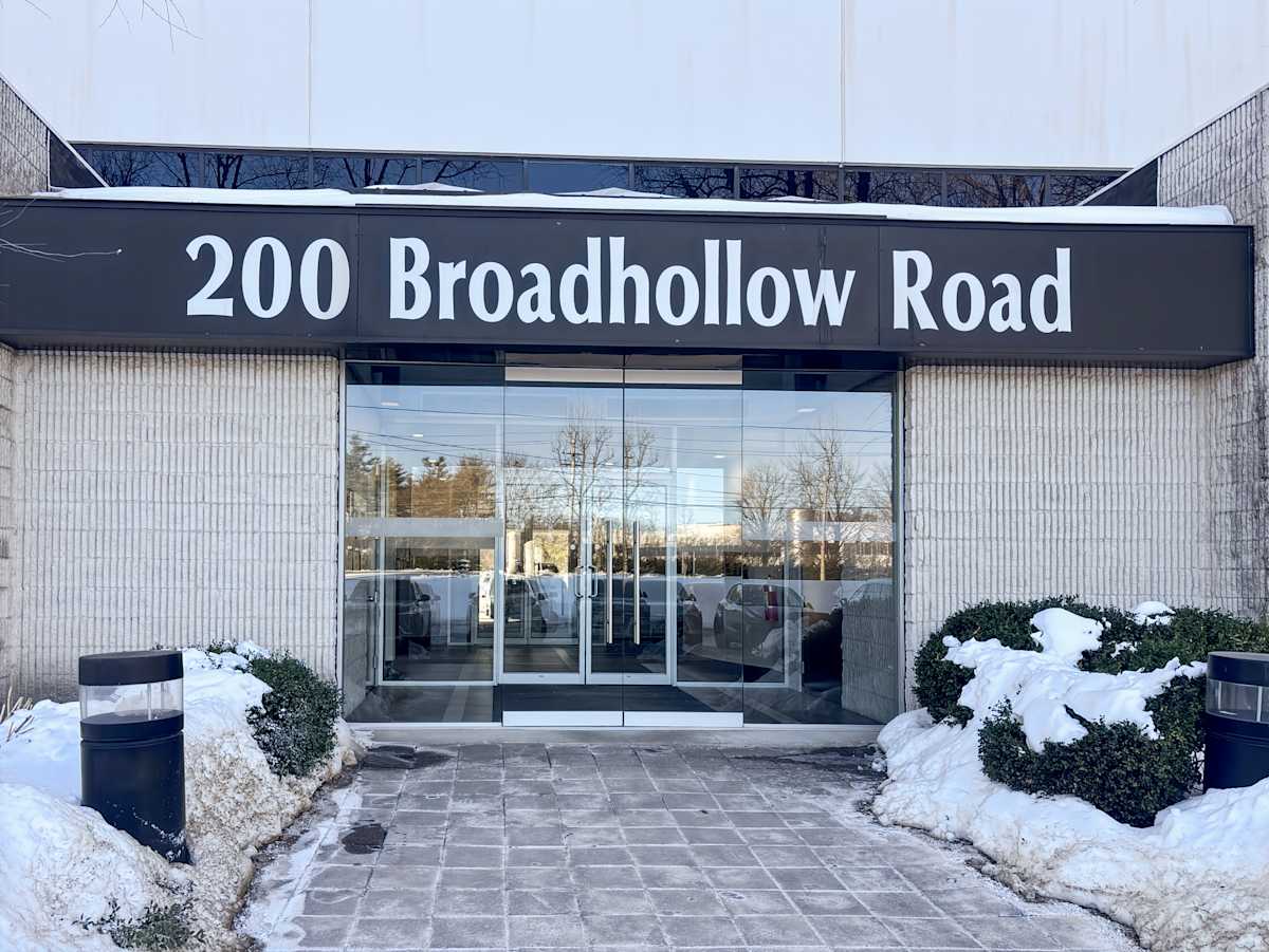 200 Broadhollow Road
