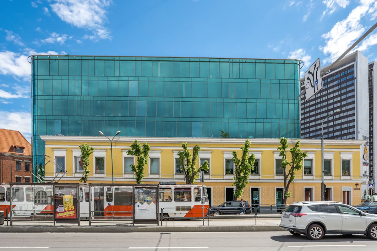 Metro Plaza - IWG (Regus)