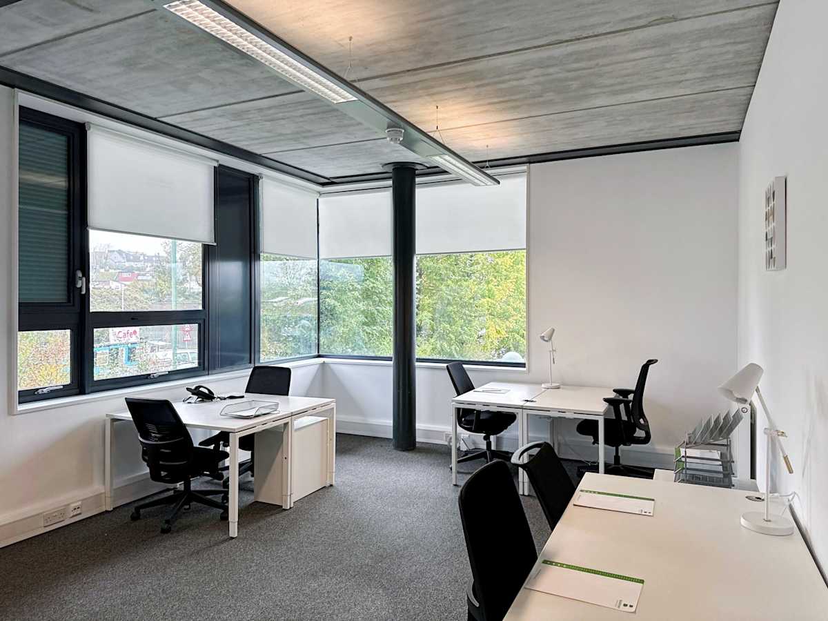 Riverside Court - Basepoint