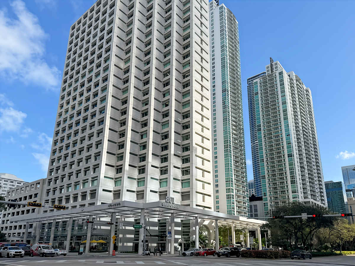 801 Brickell Avenue