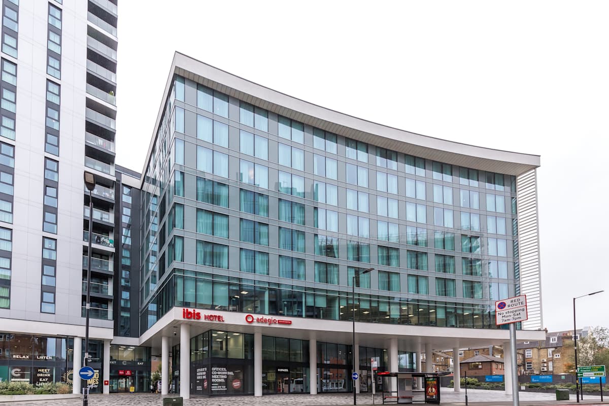 6 Sutton Court Road - Spaces (Regus)