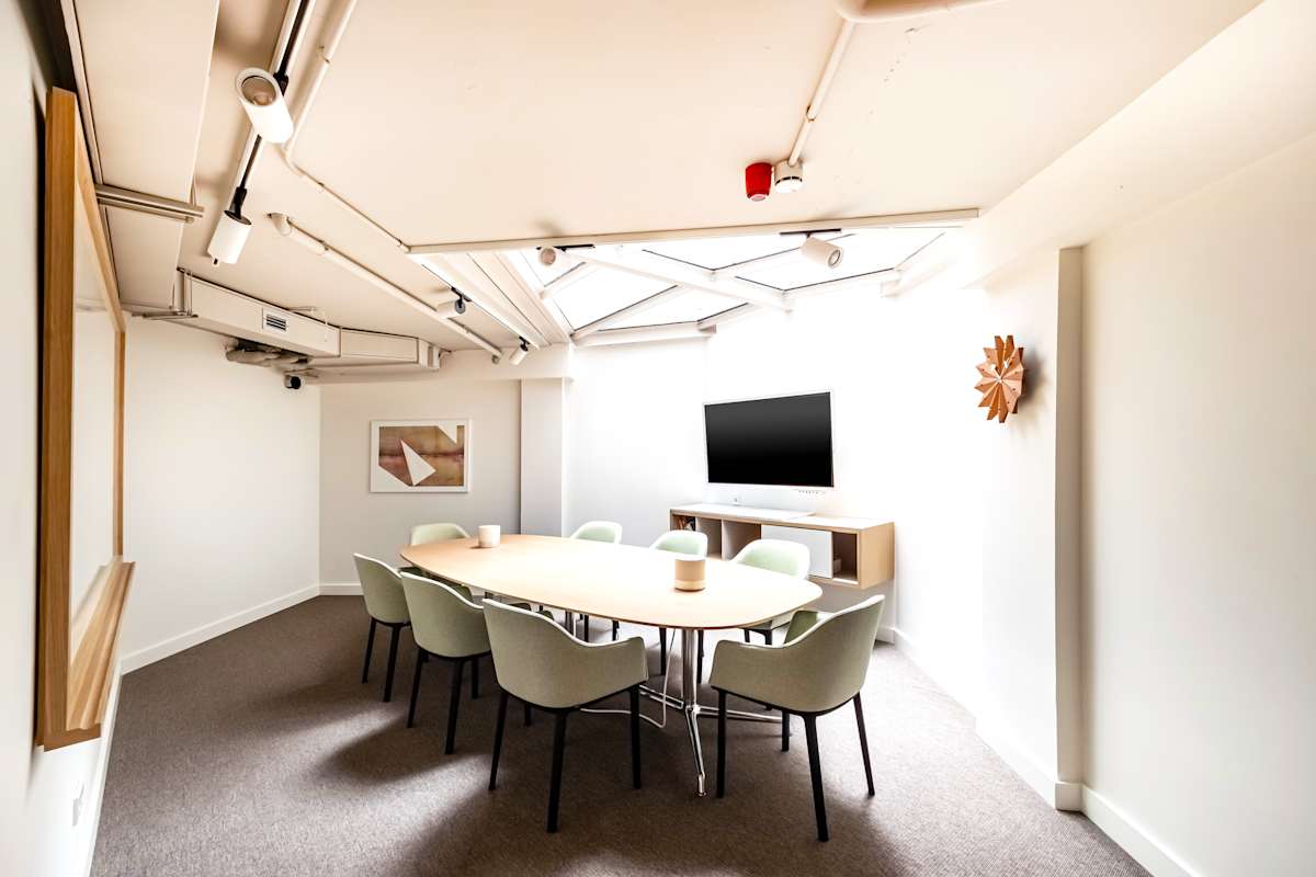 Plaza Universitat, 583 - Regus