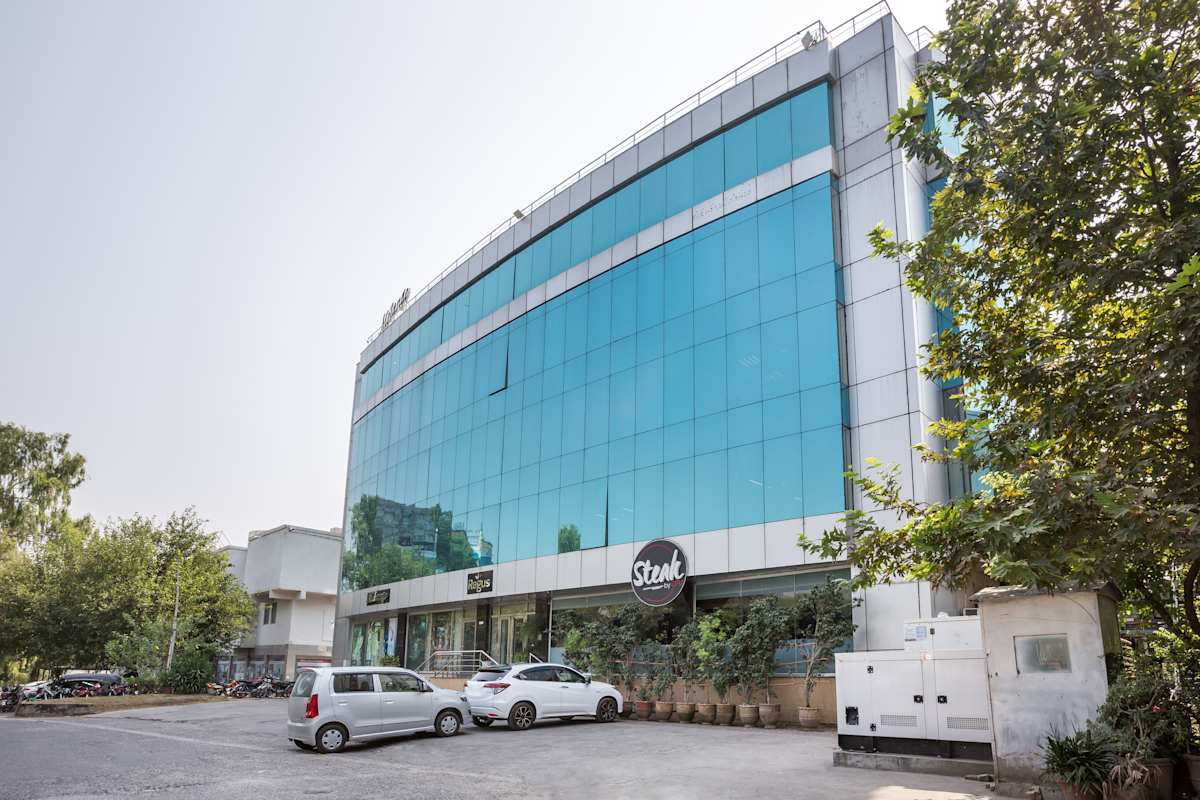 Emirates Tower - Regus
