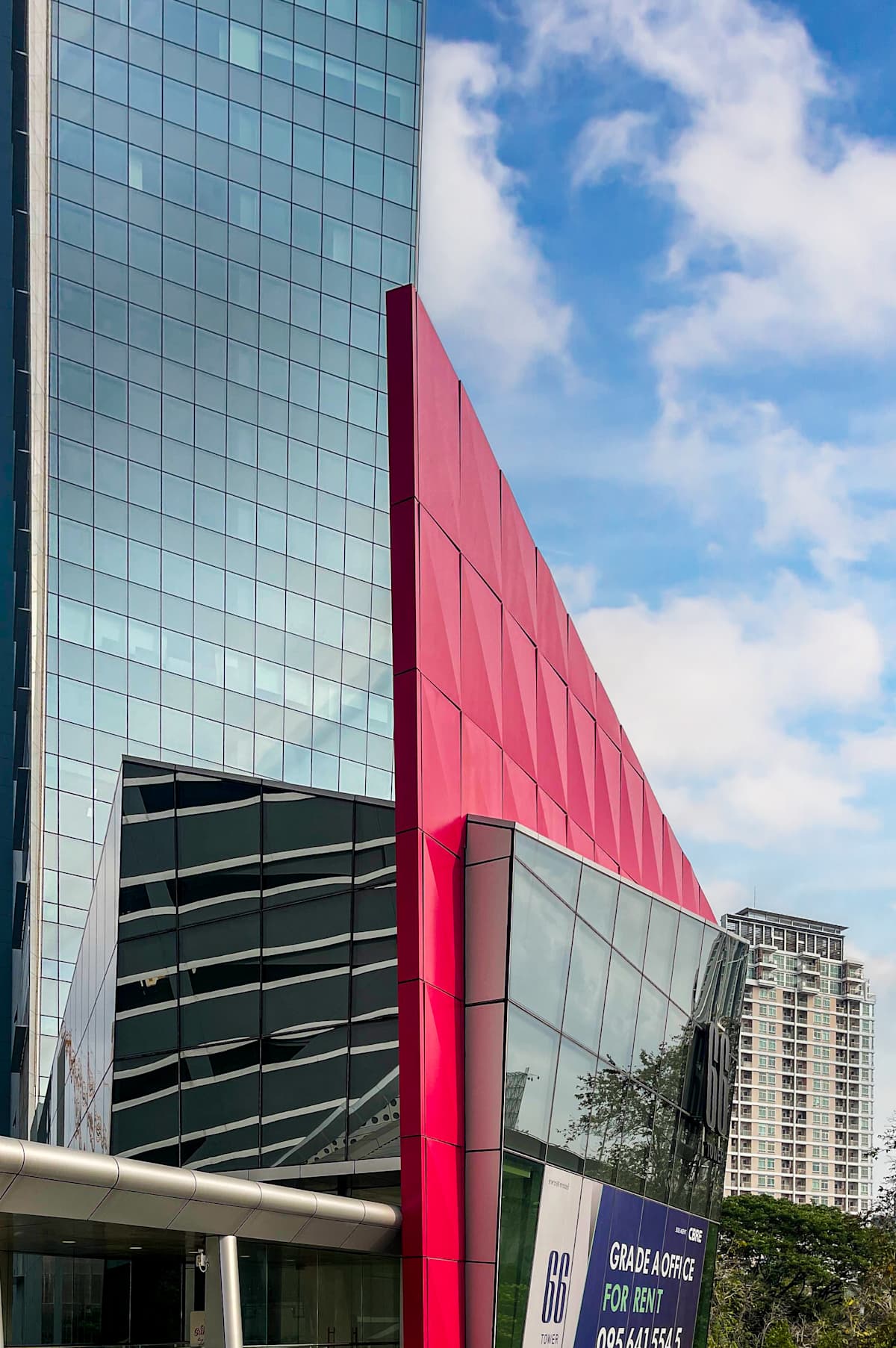 66 Tower - IWG (Regus)