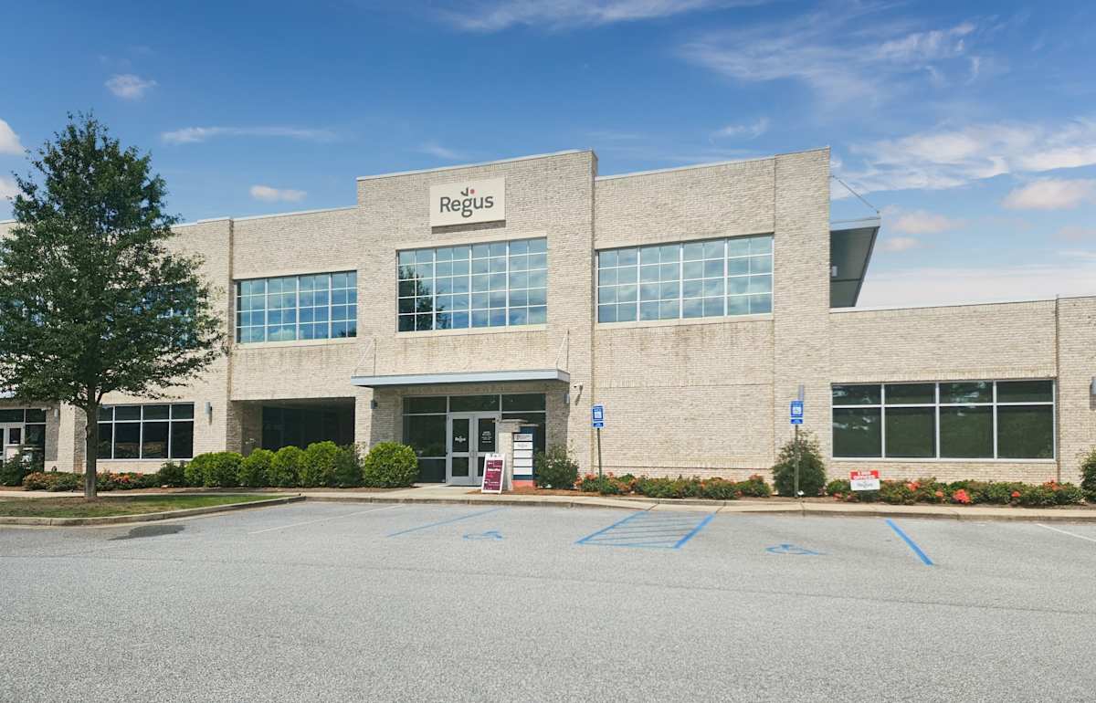 Regus · 5547 Veterans Parkway