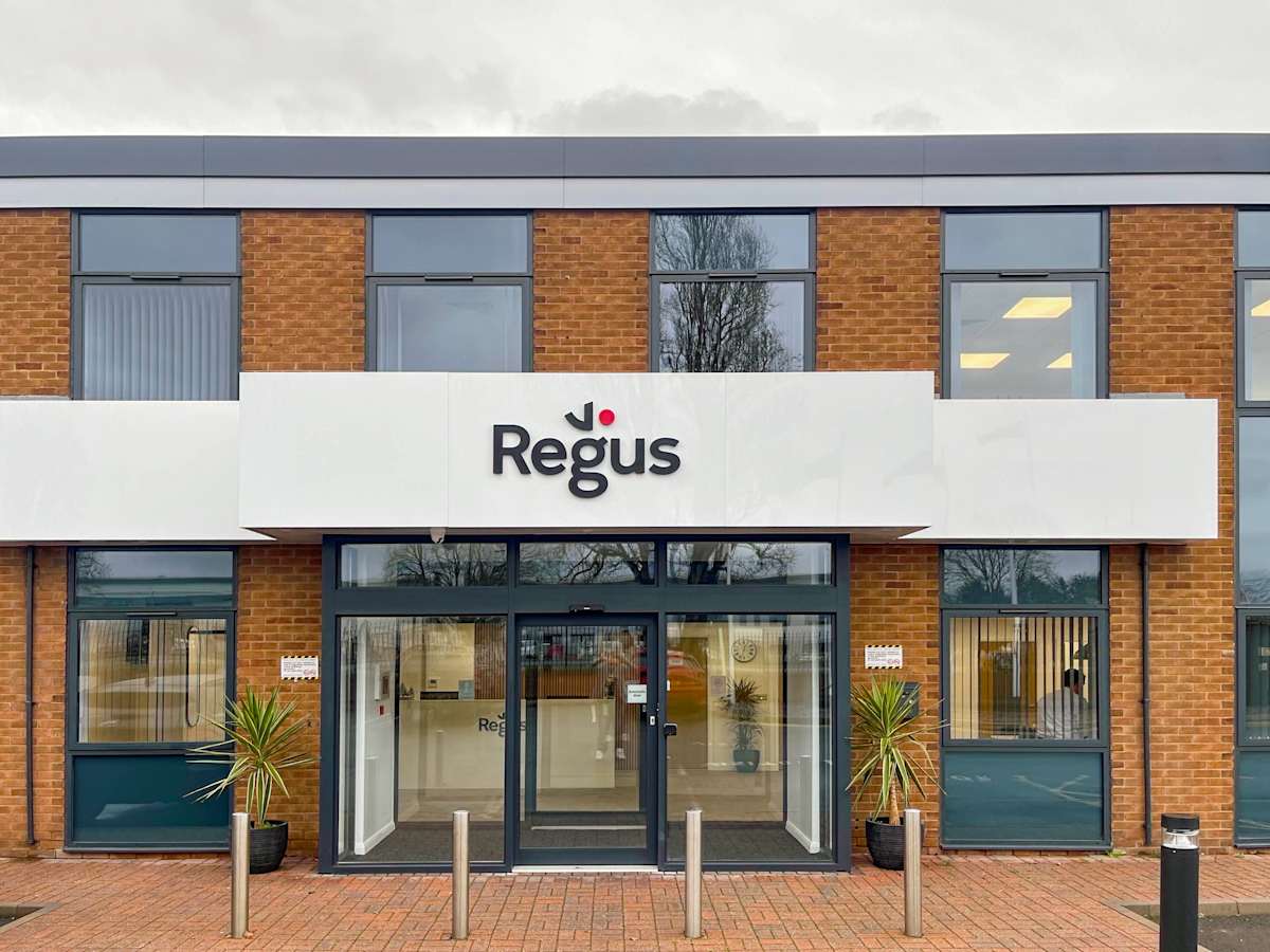 community house - Regus