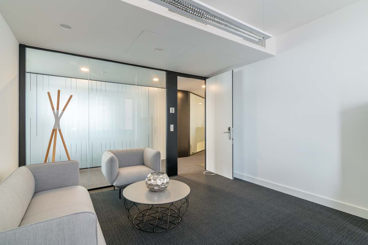4th floor,Darmstädter Landstrasse 116 - Regus