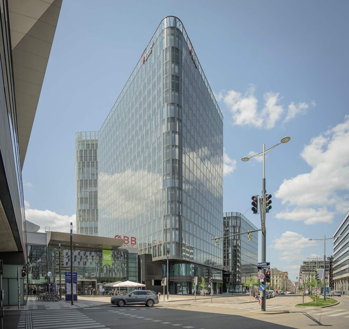 Gertrude-Fröhlich-Sandner Straße 2-4,Tower 9, Floor 7,8,9 - Spaces
