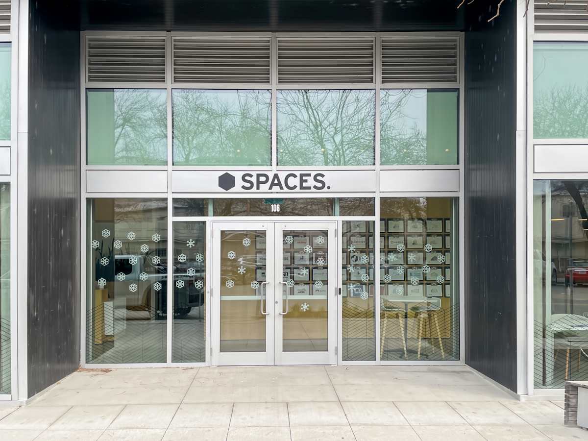 106-460 Doyle Ave - Spaces