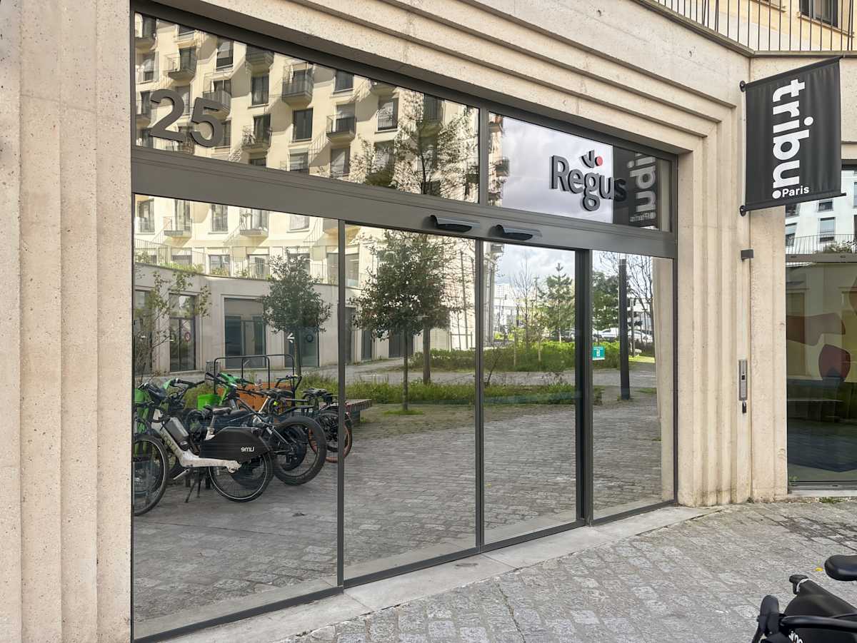 25 allée Rose Dieng-Kuntz - Regus