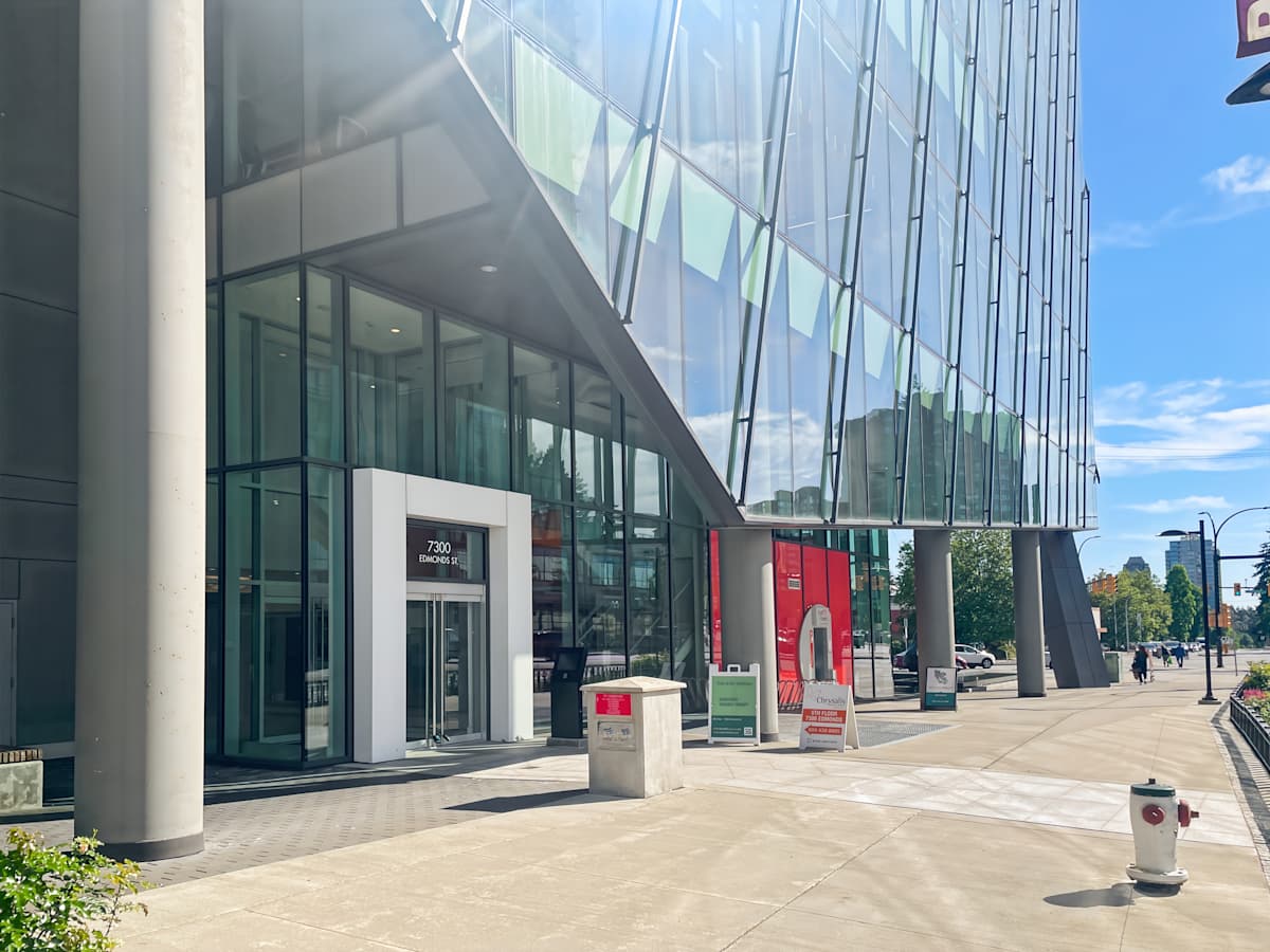 7300 Edmonds St,#800 - Regus