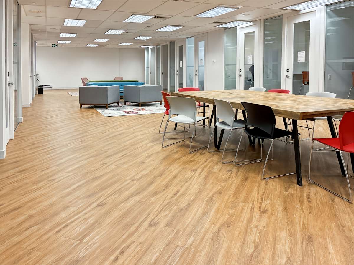 325 Front Street West 2nd floor - Spaces