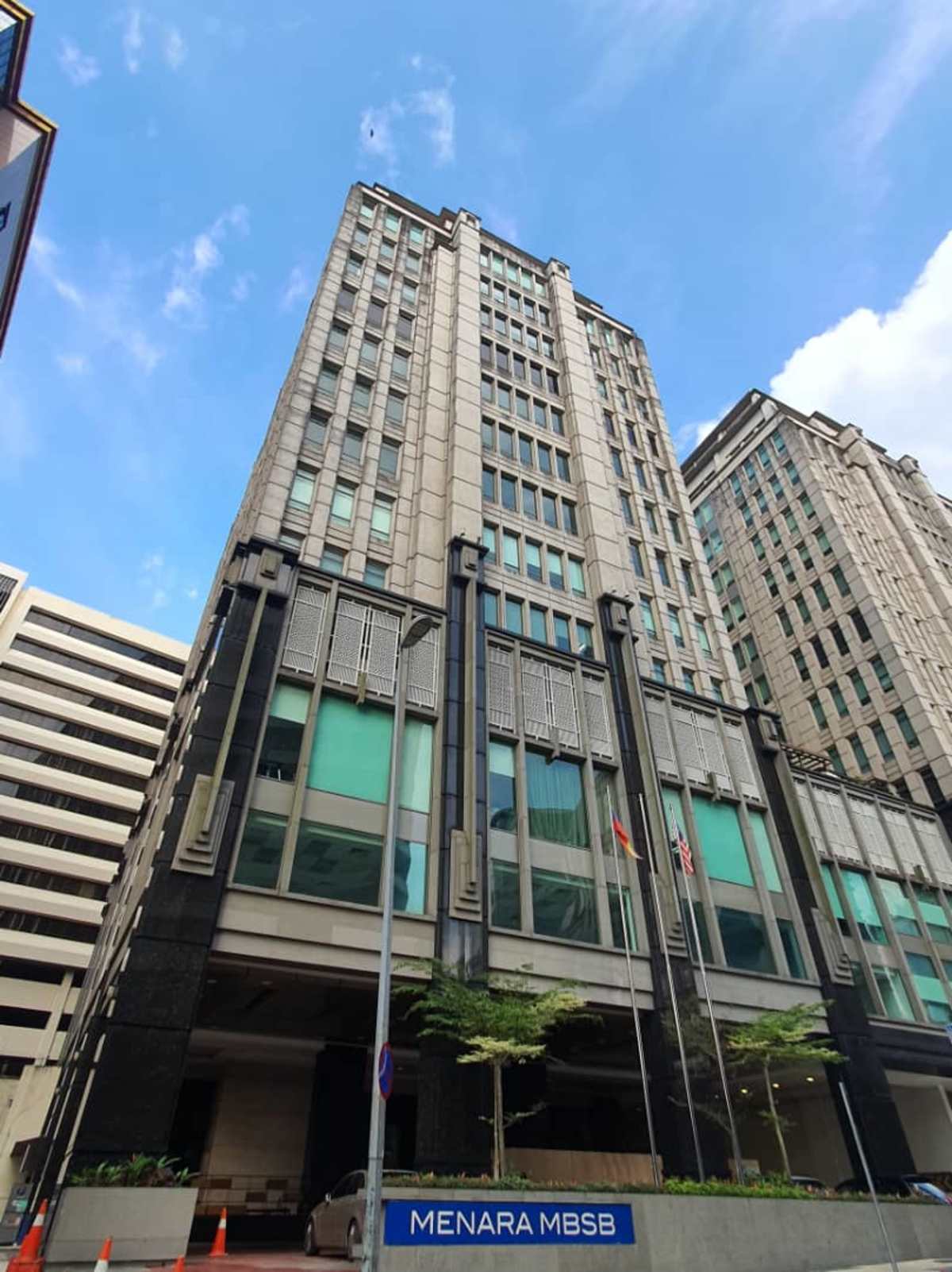 Menara Dungun,No.46 Jalan Dungun, Damansara Heights,Level 11 & 12 - Regus