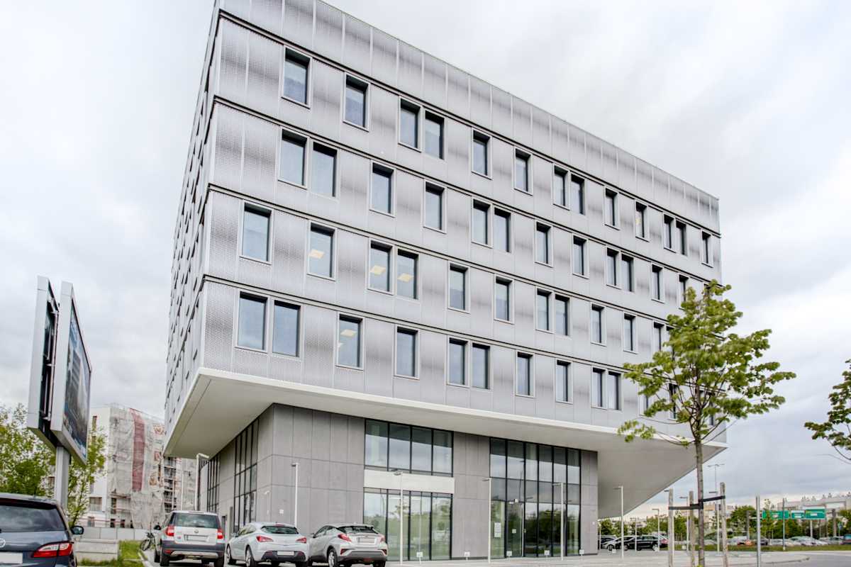 Idzikowskiego 16,Masovia - Regus