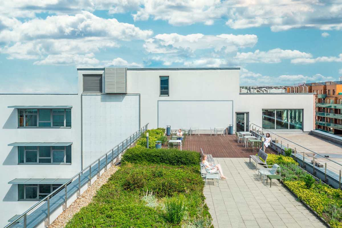 Futó utca 37-45,Magyarország - Spaces