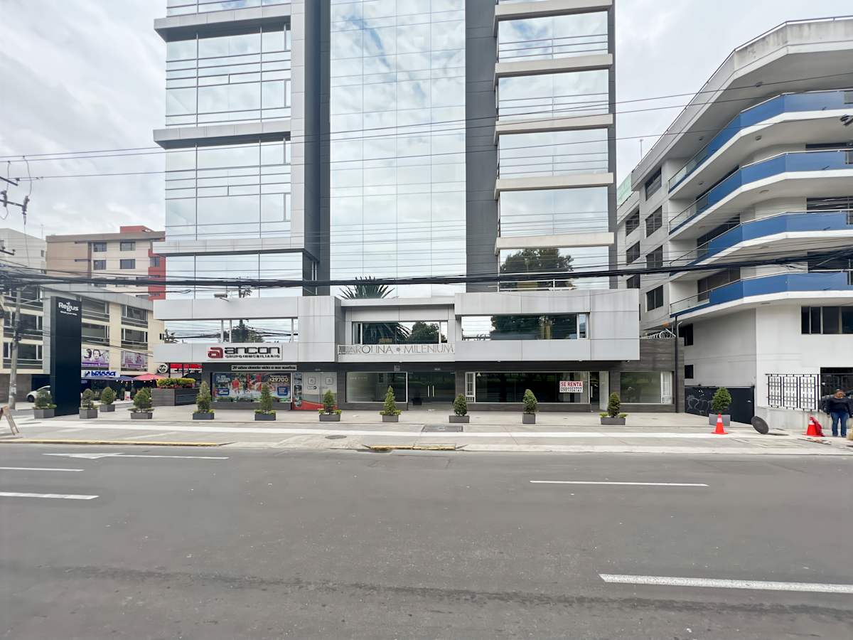 Av Eloy Alfaro E6-24,y Calle Francisco Andrade Marin - Regus