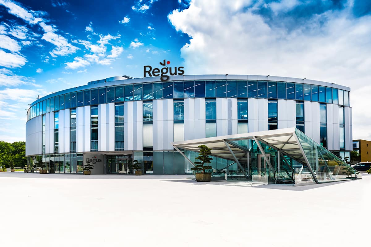 Route Suisse 8A - Regus