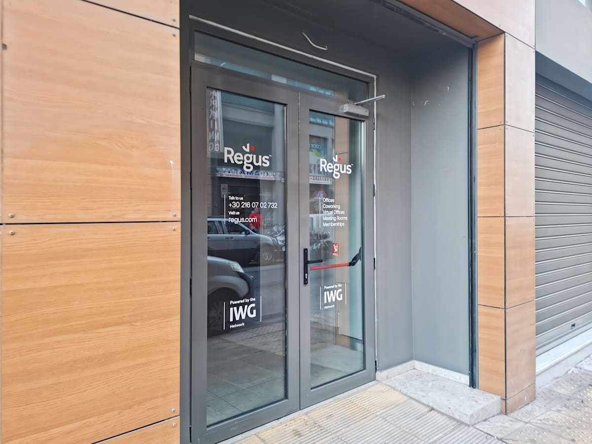 Akti Kondili & Mavromichali, Attica - Regus