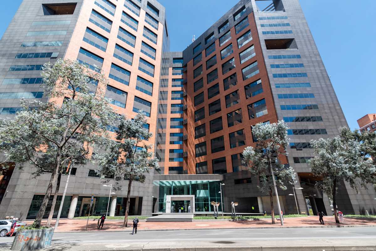 Carrera 7 No. 71 – 21, Torre B, Pisos 13 y 15 - Regus
